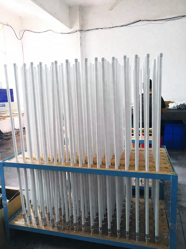 Bộ lắp ráp cáp đồng trục vi mô 20345-015T-32R với 15 chân, có độ cao 0,4mm và loại kết hợp ngang vi mô