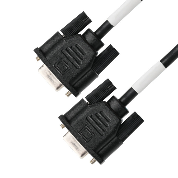 D-SUB-9Pin kết nối nam với loại hàn, lõi cao su trắng và vỏ bọc niken đến D-SUB-9Pin kết nối nữ