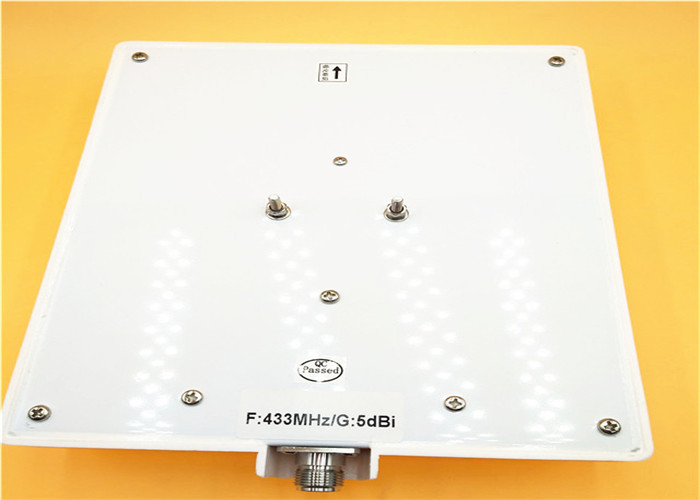 Bộ kết nối vòng tròn công nghiệp B Series Z13 4Pin Connector nữ bên ngoài cố định chân không ổ cắm kín